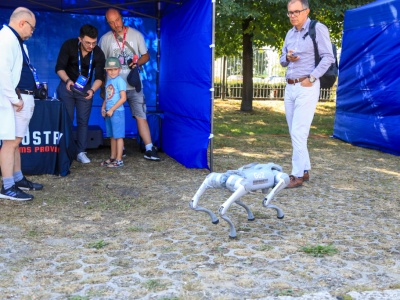 W Krakowie jak na Marsie. Zawody łazików marsjańskich na AGH (ZDJĘCIA)