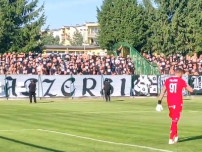 Przerwany mecz w trzeciej lidze. Kibole zdewastowali stadion [ZDJĘCIA]