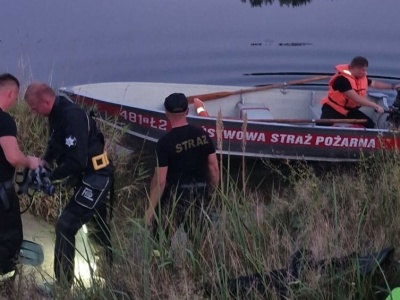 Mężczyzna zniknął pod wodą. Służby w akcji