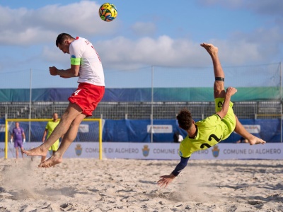 Beach soccer: Biało-Czerwoni zagrają w ćwierćfinale! Sensacyjna porażka Polek