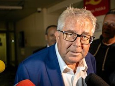 Czarnecki zapowiedział wyjazd z kraju. Jest komentarz prokuratury