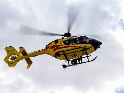 Pies sąsiada pogryzł dwuletnią dziewczynkę. Po dziecko przyleciał helikopter