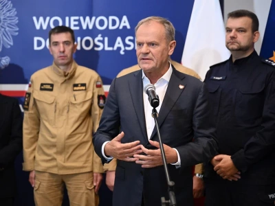 Tusk obiecał pomoc powodzianom. „Chcemy, żeby to było bardzo szybkie, elastyczne”