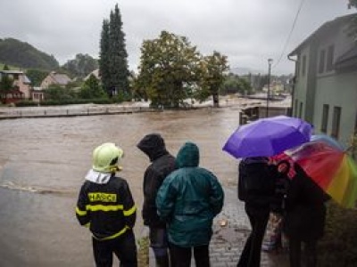 Ewakuacja Czeskiego Cieszyna. Ludzie mają zabrać bagaże i wyjść