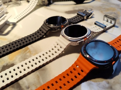 Samsung Galaxy Watch Ultra kontra Apple Watch Ultra 2. Sprawdzamy, co lepiej wybrać