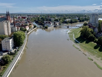 Kolejne miasta są zagrożone powodzią. W Opolu rozpoczęła się ewakuacja [RELACJA NA ŻYWO]