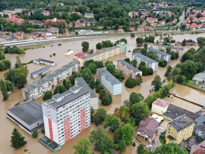 Powódź w Polsce. Jak pomóc? Spis najważniejszych zbiórek pieniędzy