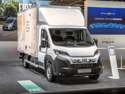 Fiat e-Ducato Cargo Box debiutuje na IAA Transportation 2024. Nowa strategia zabudowy, adaptacji i personalizacji