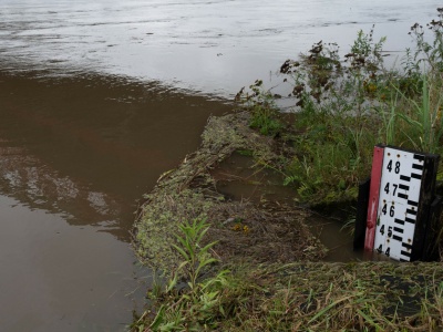 Sytuacja na rzekach we wtorek rano. Stany alarmowe przekroczone w 76 miejscach