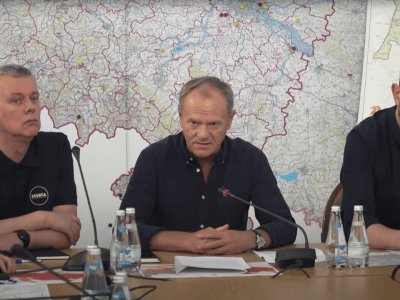 Powódź obudziła w ludziach najniższe instynkty. Tusk grozi: zero tolerancji