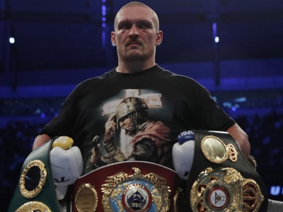 Ołeksandr Usyk zakuty w kajdanki w Krakowie! Interweniował prezydent Ukrainy