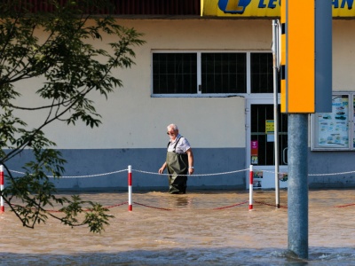 ZUS lepszy od fiskusa? Sprawdź, jak odroczyć składki po powodzi