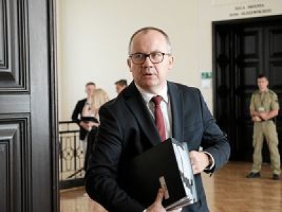 Prokuratura wznawia śledztwo ws. wypadku na A1. Bodnar dziękuje Sikorskiemu