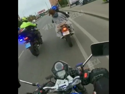 Chciał się poczuć jak w filmie i próbował uciec policjantom. Szybko zepchnęli go z drogi