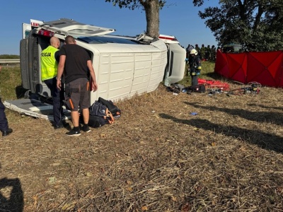 Kierowca zasłabł, trener chwycił za kierownicę. Zginął, ale uratował piłkarzy