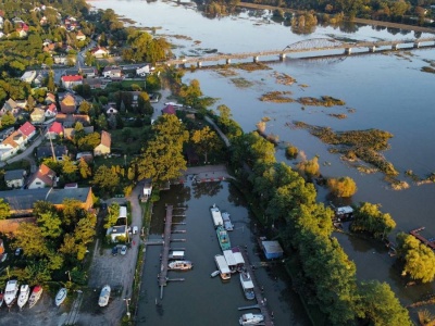 Strażacy wyznaczyli specjalną strefę w pobliżu Odry. 