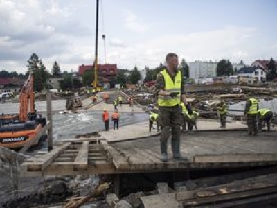 Gigantyczne straty po powodzi. Wiceminister nie ma złudzeń