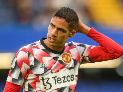 Raphael Varane przed ważną decyzją! Szokujące wieści