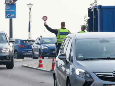 Przywracają kontrole na granicy z Niemcami. Setki osób zawróconych, nastaw się na utrudnienia