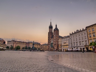 Praca w Krakowie. Najlepsze sektory dla profesjonalistów