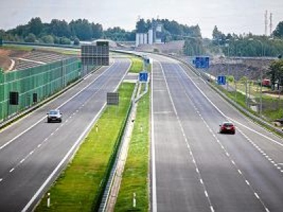 Mierzy tyle, co 10-piętrowy blok. Gdzie jest najszersza droga w Polsce? Ciągnie się przez 82 km