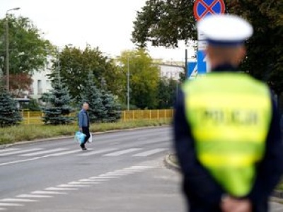 Piesi nie będą podnosić rąk. Poseł PiS-u znów nic nie wskórał