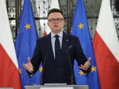 Zmiany w Sejmie. Hołownia ogranicza pracę dziennikarzy