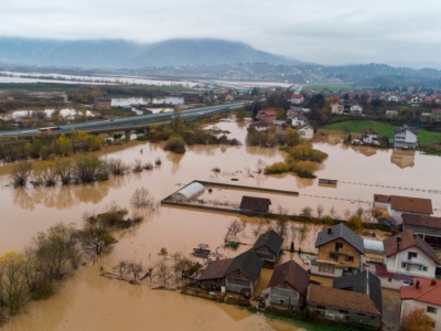 Miasta chcą się adaptować do zmian klimatu, a jednocześnie zabudowują ostatnie wolne tereny