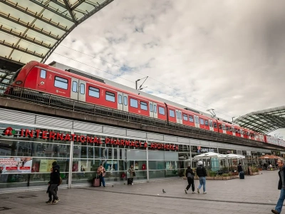 Materiały wybuchowe na stacji w Berlinie. Sprawca zdążył uciec