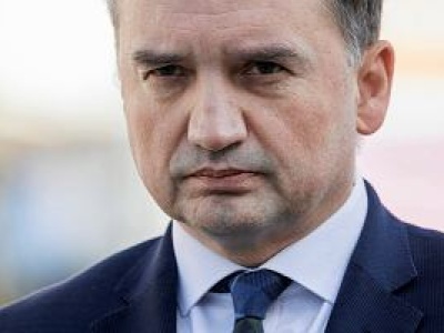 Komisja znowu spróbuje przesłuchać Ziobrę. Tomasz Trela: Nie przysłał zwolnienia