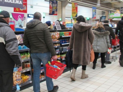 Rząd chce zakazać handlu w kolejny dzień w roku. Branża oponuje, w komentarzach wrze