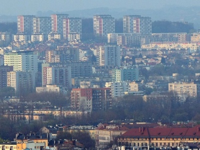 Dzienna prognoza pogody dla Krakowa na poniedziałek. Poważne zachmurzenie, ale czy będzie padać?