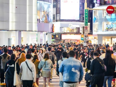 Chińczycy mają swoje święto konsumpcjonizmu. Przebija Black Friday. W grze nawet 150 mld dol.