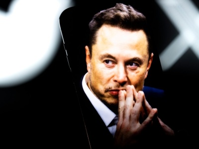 Ludzie wieszczyli śmierć Twittera. Hasztagi zniknęły, Elon Musk triumfuje