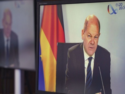 Scholz rozbija rząd. Bundestag pogrążony w politycznym chaosie