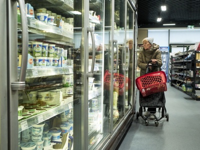 Dyskonty tną ofertę, ale wojna cenowa szybko się nie skończy