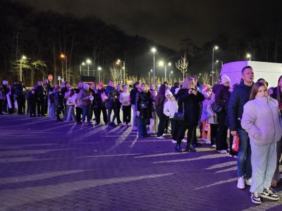 Żugajki opanowały Arenę Gorzów. Tłum fanów na koncercie znanej influencerki