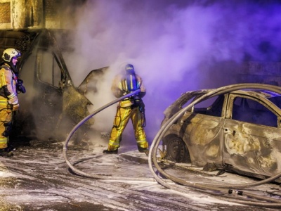 Seria sylwestrowych podpaleń w Belgii. Spłonęło ponad 60 samochodów, agresorzy atakowali koktajlami Mołotowa