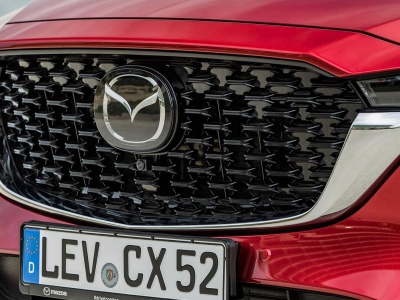 Mazda ostro pracuje nad nową CX-5. Będzie hybryda mająca na celowniku RAV4