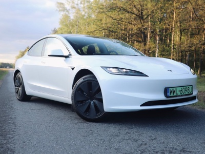 Tesla ze spadkiem rocznych dostaw. To pierwszy taki przypadek w historii firmy