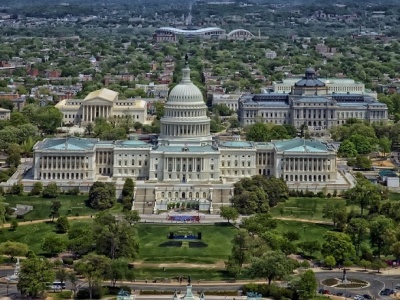 Wiara Kongresu USA. Jaką religię wyznają kongresmeni? Jest ciekawe badanie