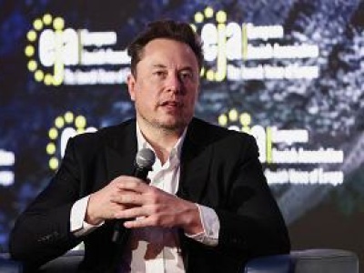 Elon Musk chce wysłać premiera Wielkiej Brytanii do więzienia. Na odpowiedź nie czekał długo