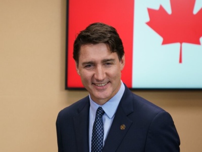 Dlaczego ustąpił Justin Trudeau?