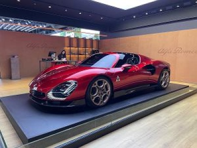 Tradycyjne targi samochodowe wcąż mają moc. Obfita galeria z Brussels Motor Show 2025