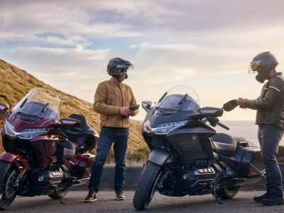 Honda Gold Wing 2025 świętuje 50 lat i zaskakuje nowościami