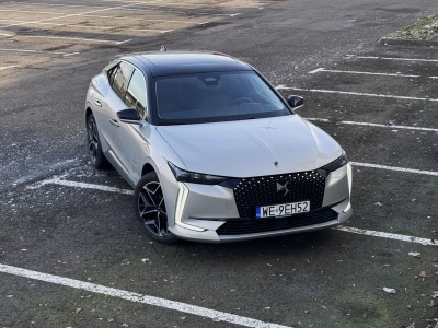 Test: DS4 Pallas mHEV – chaotyczne piękno