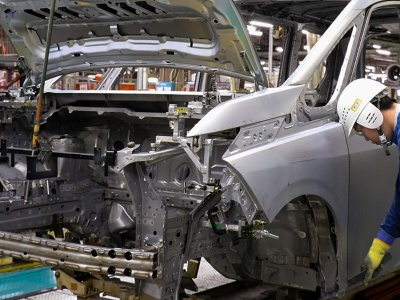 Wezwali Teslę na ratunek Nissanowi. Tak zareagował Musk