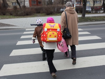 Matka uczennicy dostała wiadomość ze szkoły. Poszło o spóźnienia córki. 