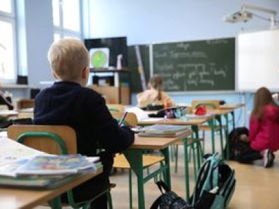 Koniec obowiązkowych prac domowych. Polacy chcą zmian