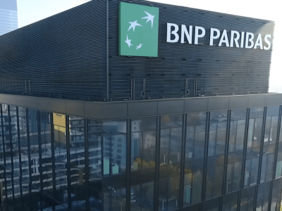 Frankowicze rozbili kolejny bank. BNP Paribas kapituluje i masowo idzie na ugody